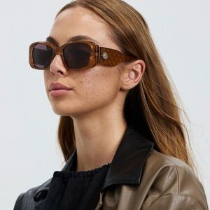 Le Specs Nouveau Riche Caramel Sunglasses